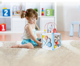 Drevený vzdelávací kockový triedič s blokmi ECOTOYS