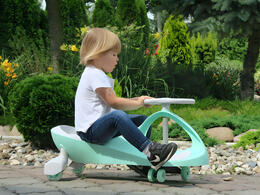 Odrážadlo Wiggle car s LED kolesami - zelené