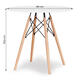 Moderný jedálenský stôl s priemerom 80 cm